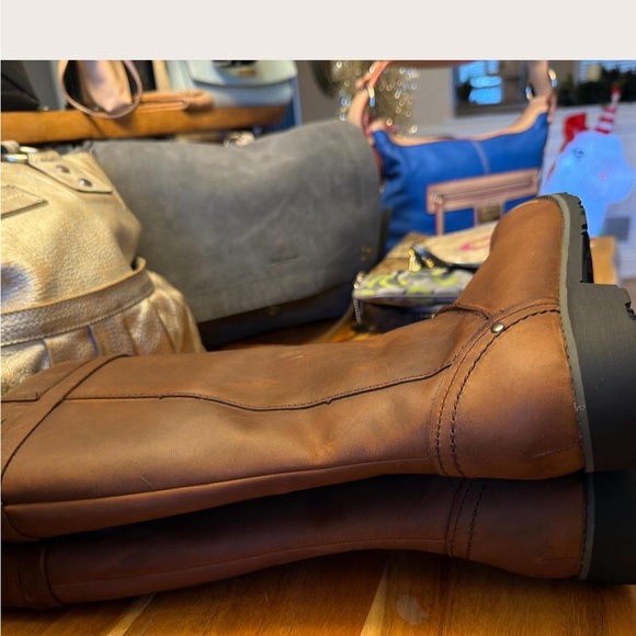 Eddie Bauer Trace Boots in excellent condition! - Picture 6 of 7